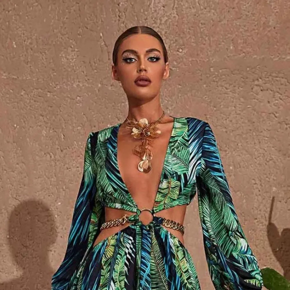 Zara Kate Middleton Famous Cascading Floral Necklace&Earrings Set - Picture 8 of 16